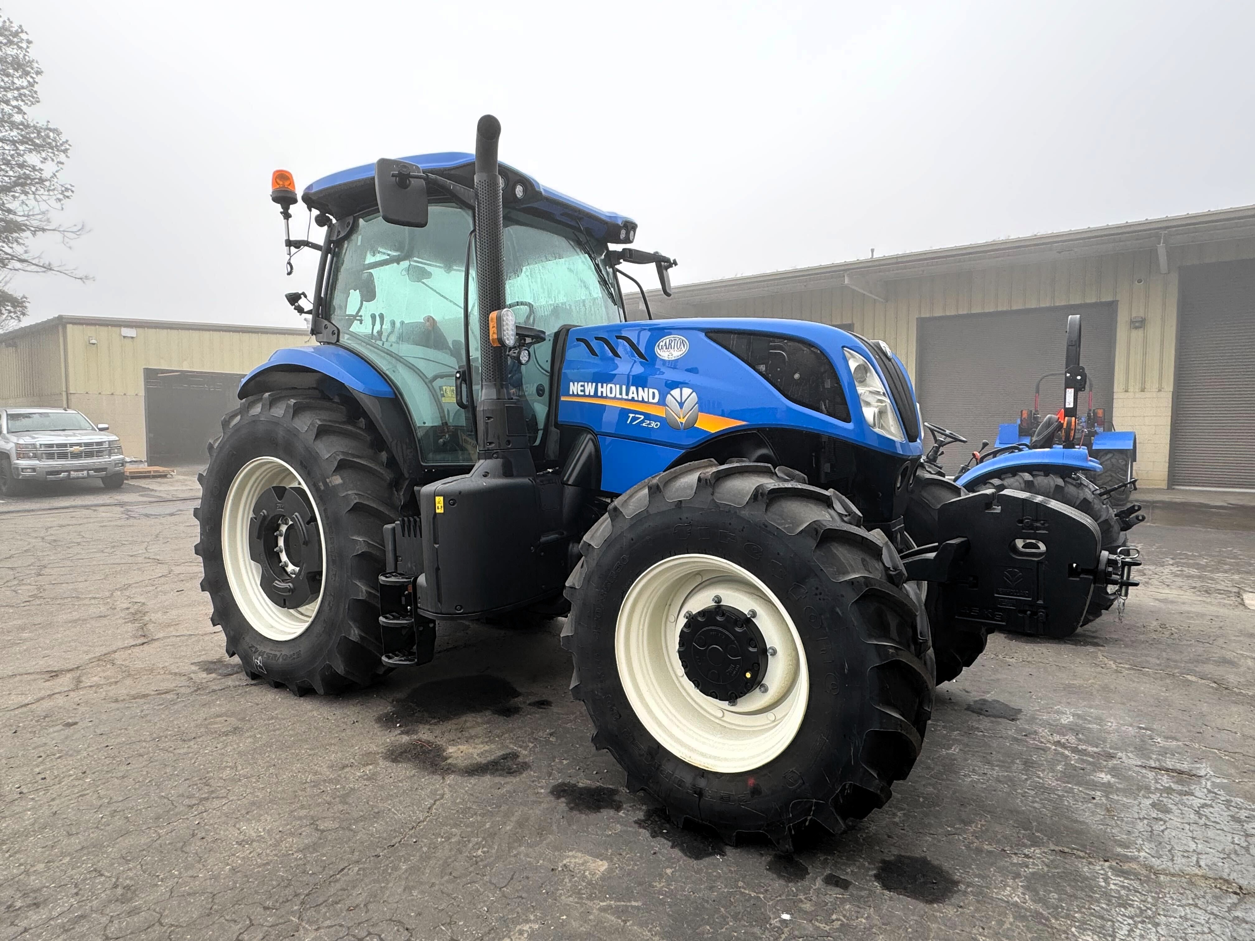 New Holland T7.230 PowerCommand Tractor – 27 Hours, 180 HP, Cab, 4WD - Photo 1